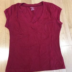 Costa Blanca V-neck Stretch Tee - size Large